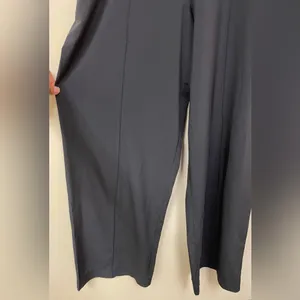 Lululemon Noir Pant Woven in Black thumbnail 5