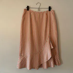 Ted Baker London Coryn Pink White Pinstripe Fit and Flare Skirt size 3 / Medium thumbnail 2