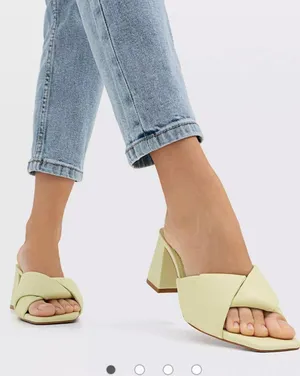 ASOS like green heels thumbnail 2