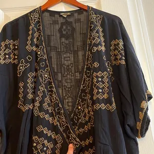 Lei Open Front Cardigan in good condition. Size:L . thumbnail 1