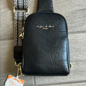 Black Belt Bag with Minimalist Design thumbnail 3