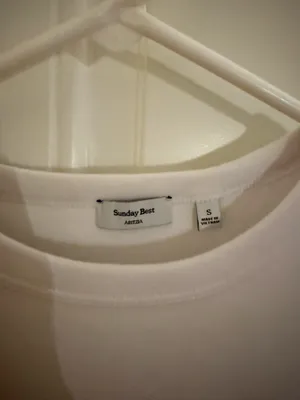 Aritzia Sunday Best white crop baby tee shirt top thumbnail 2