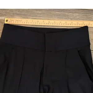 Lululemon‎ Black High Rise Tapered Trouser Dress Pants Front Seam Size 6 Pockets thumbnail 6