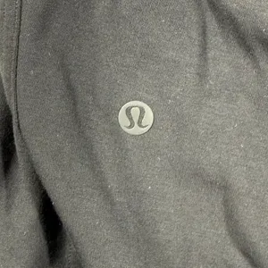 Lululemon High Lines Pullover Black Funnel Neck Pleated Back Pullover Size 2 thumbnail 6