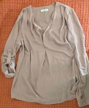 Blouse thumbnail 1