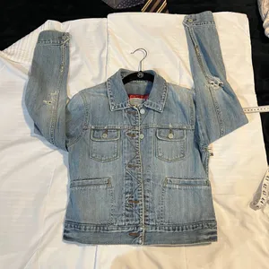 Abercrombie & Fitch Light‎ Wash Denim Jacket Distressed Classic Button Front M thumbnail 8