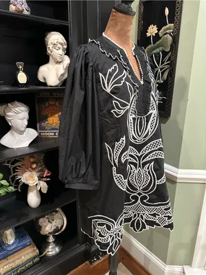 Entro Embroidered Puff‑Sleeve Dress – Size Large thumbnail 9