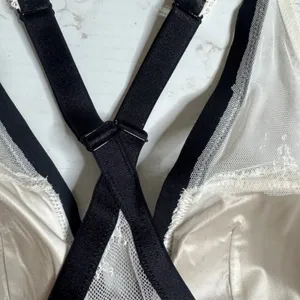 Victoria's Secret Bralette Women's Lace Mesh Racerback Ivory Black Size M thumbnail 3