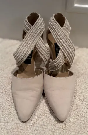 Stuart Weitzman Ivory Pointed Toe Criss Cross Strap Heels Size 6 thumbnail 1