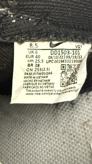 Nike Low Dunk Retro White Black Panda DD1391-100 Womens Size 8.5 - Men’s 7.5 thumbnail 10