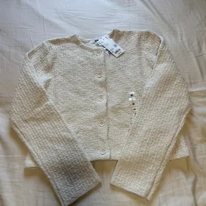 Uniqlo - Knitted Short Jacket thumbnail 4