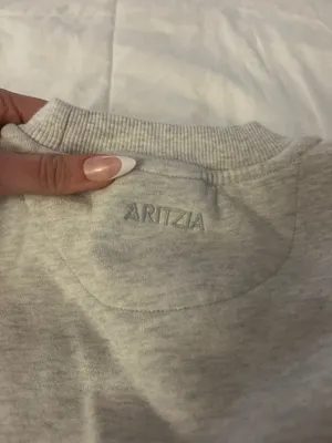 Aritzia Perfect Fit Crewneck Grey thumbnail 5