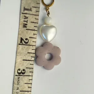 Dangle Earrings Pearl Heart Flower Lavender Gold Tone‎ Jewelry thumbnail 4