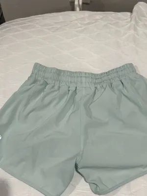 Lululemon Hotty Hot 4” Tall thumbnail 2