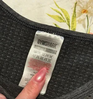 Gymshark Gray Crop Long Sleev Shirt thumbnail 5