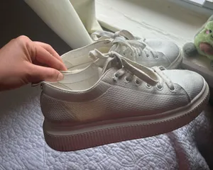 Bp white sneakers  thumbnail 1