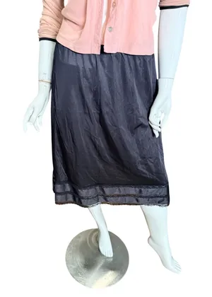Vintage Sears Antron III Nylon Lace Half Slip Midi Skirt black Large goth thumbnail 1
