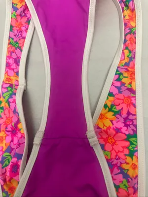 Frankies Bikinis in the colorful "Daisy Pond" size M thumbnail 6