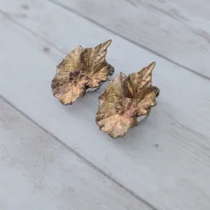 Vintage Clip On Earrings 1 & 1/8" Fall Tones Leaf Like - Tarnished? thumbnail 3