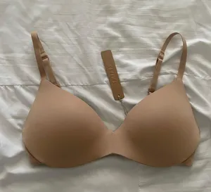 SKIMS wireless form push up plunge bra thumbnail 1