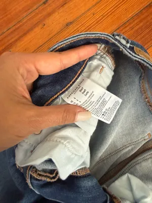 American Eagle Jeans thumbnail 4