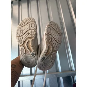 Lululemon Womens athletic shoes thumbnail 3