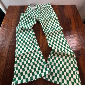 Fashion Green White Checkered Flare Jeans High Waisted Wide Leg Size 2 NEW thumbnail 2