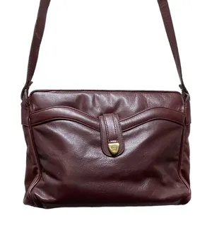 Vintage Etienne Aigner shoulder bag. Burgundy thumbnail 1