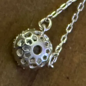 Liz Claiborne dainty halo pendant necklace thumbnail 5