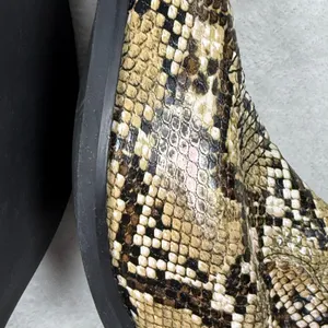 Horoscopez Snakeskin Print Western Ankle Boots Metal Toe‎ Tip AHZ19113 Womens 8M thumbnail 9