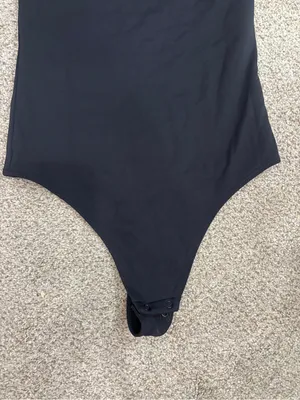 Aritzia Babaton Contour One-Shoulder Bodysuit Black Small thumbnail 10
