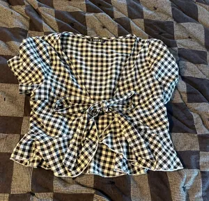 Cropped Tie Shein Top thumbnail 1