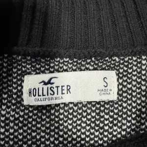Hollister Black and White Knit Sweater thumbnail 2