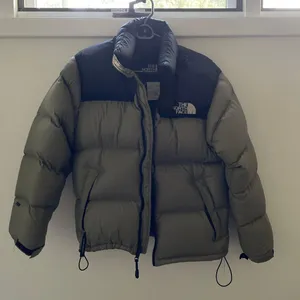 The North Face 700 Puffer Jacket thumbnail 1