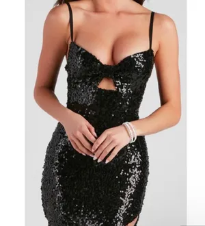 Windsor Black Sequin Gown thumbnail 2