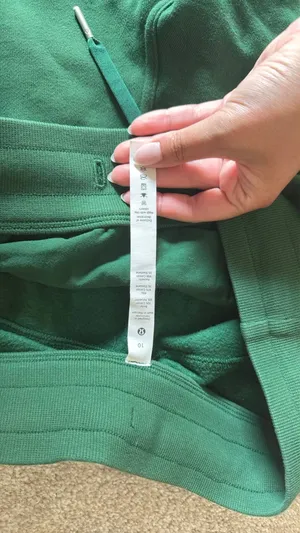 Lululemon Scuba Joggers thumbnail 2