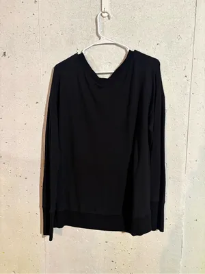 Athleta V-Neck Long Sleeve Tee | Size: Medium thumbnail 3