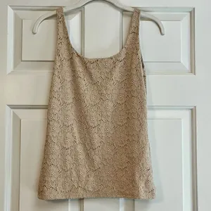 White House Black Market Women’s Lace Tank Small thumbnail 2