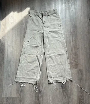 NWOT Sincerely Jules High Rise Beige Jeans thumbnail 1