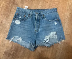 Levi’s 501 Jean Shorts Denim Button Fly thumbnail 1
