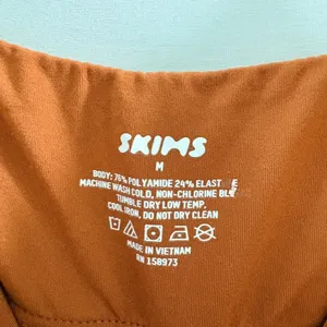 SKIMS‎ Fits Everybody Cami Bodysuit Burnt Orange Square Neck Size Medium thumbnail 7