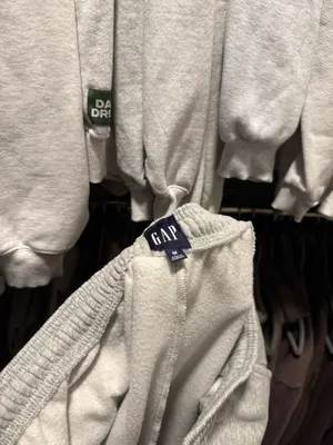 Gap Sweatpants thumbnail 3