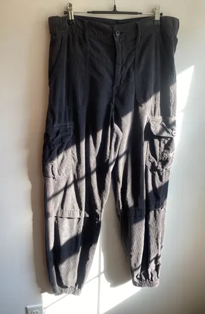 Outfitters Cargo Pants thumbnail 1