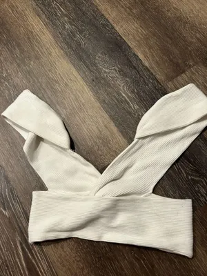 crop top  thumbnail 4