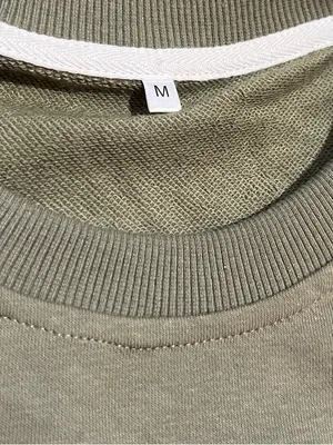 Bookworm Green Crewneck Sweater Women’s Medium Reading Teacher Appliqué Cute thumbnail 4