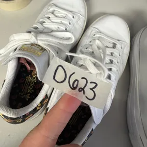 Adidas Stan Smith White Leather Floral Heel Gold Foil Sneakers Womens 6.5 thumbnail 3