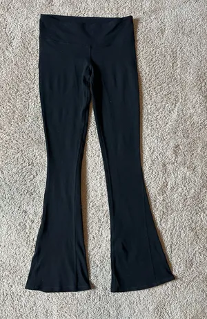 Alo Yoga Black Flare/Bootcut Leggings thumbnail 1