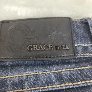 Grace in LA Womens Size 7M Easy Fit Denim Jeans BLue Size 7M Embroidered Jeweled thumbnail 11