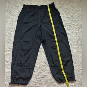Lululemon Athletica Licence Black Women’s Mi-Rise Drawstring Joggers Size 12 thumbnail 4