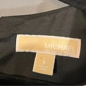 Michael Kors Black‎ Peplum Dress Size 6 thumbnail 5